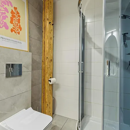Citycenterapartment/m2/10 *